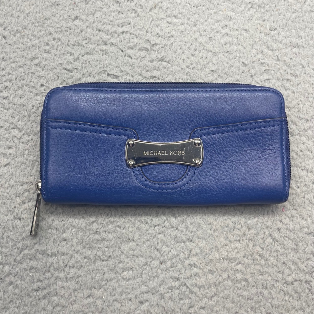 Michael Kors AP-1304 Blue Pebbled Leather Saratoga Zip Around Continental Wallet